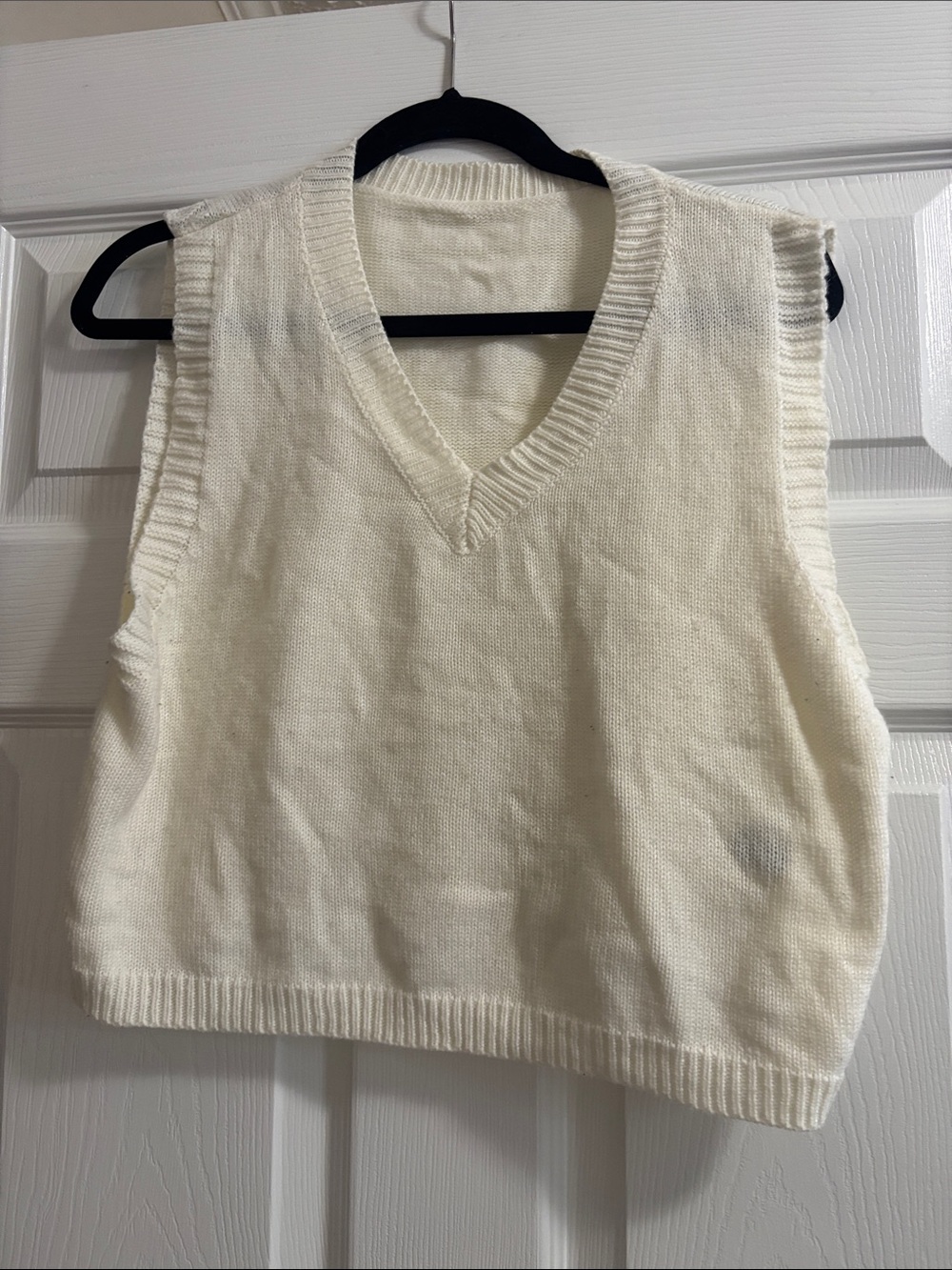 SHEIN Cream V-Neck Knit Sweater Vest